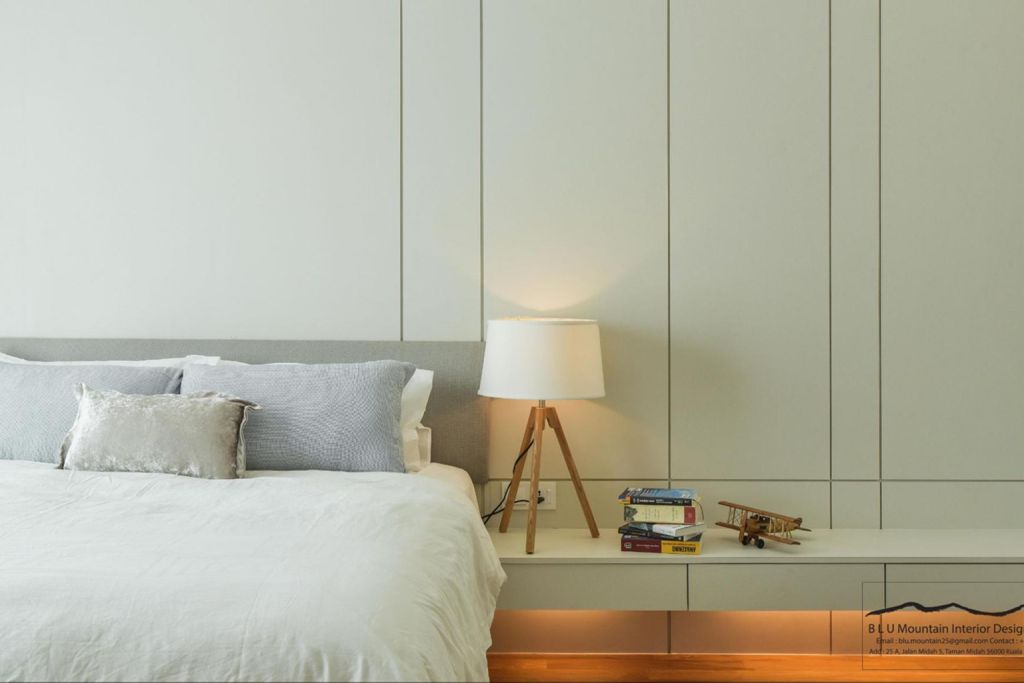 Minimalist img
