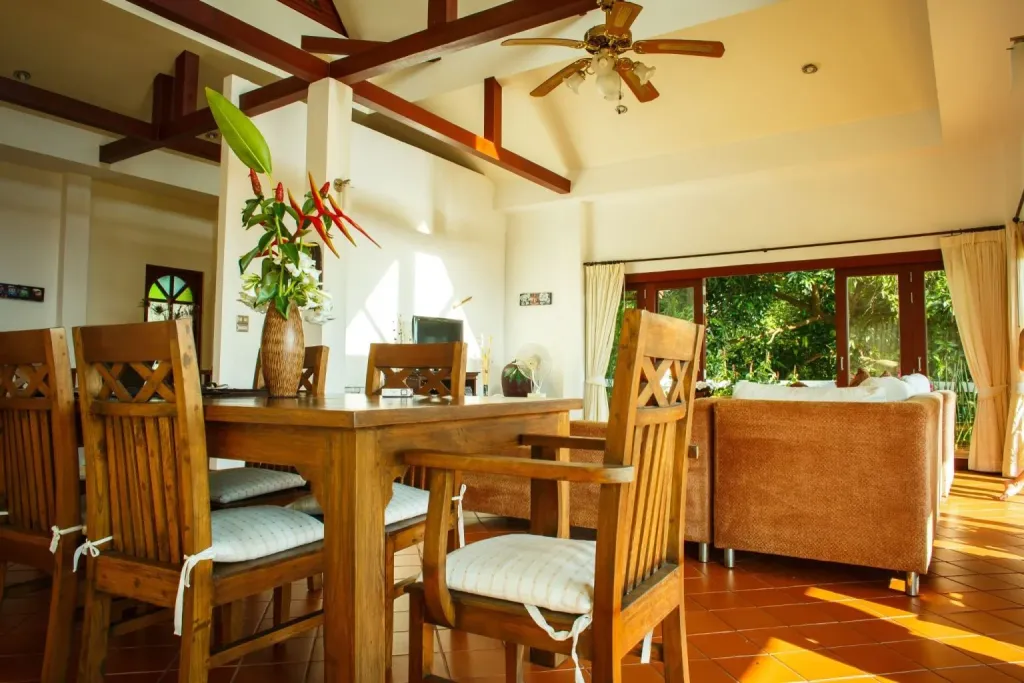 The Tropical Contemporary Home img